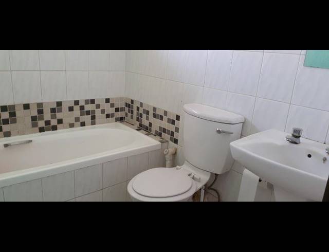 2 BEDROOM TOWNHOUSE FOR SALE IN ELARDUSPARK